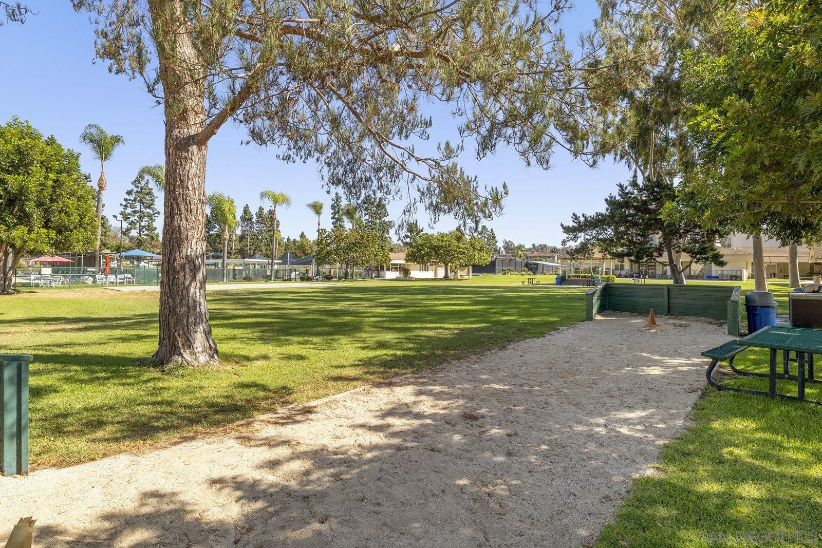 Detail Gallery Image 51 of 54 For 11409  Duenda Rd, San Diego,  CA 92127 - 4 Beds | 2/1 Baths