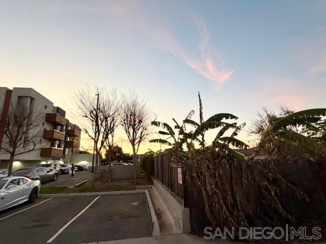 Detail Gallery Image 7 of 13 For 645  Florence St, Imperial Beach,  CA 91932 - 2 Beds | 1 Baths