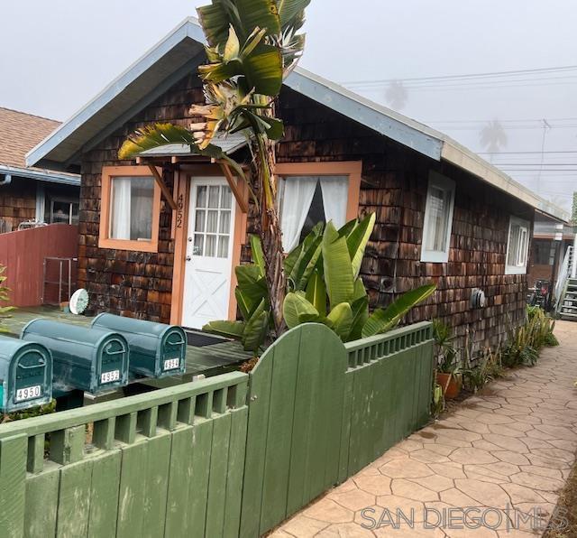 Detail Gallery Image 3 of 47 For 4948-54  Muir Ave, San Diego,  CA 92107 - – Beds | – Baths