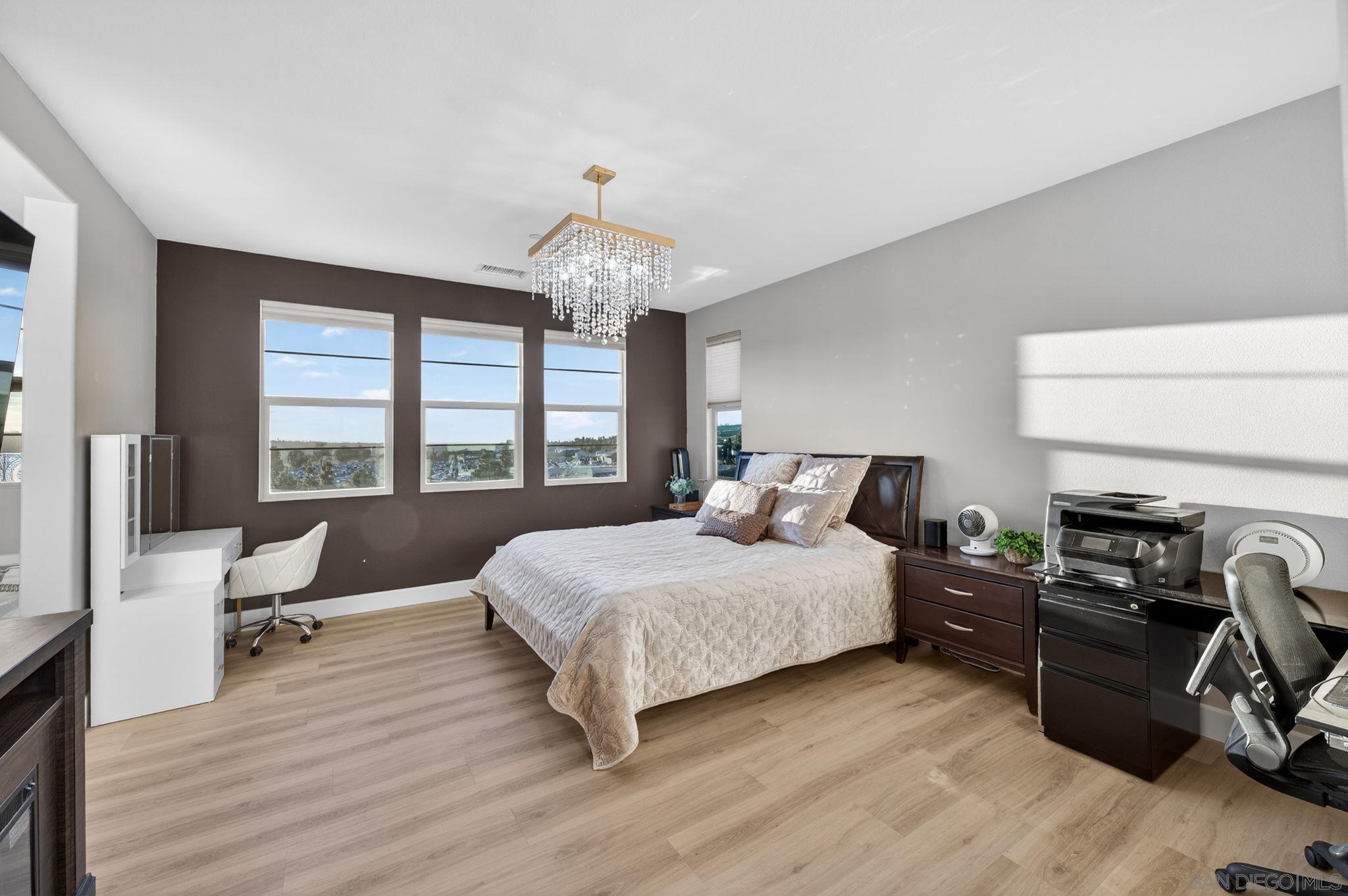 Detail Gallery Image 22 of 44 For 894  Camino Cantera, Chula Vista,  CA 91913 - 5 Beds | 3/1 Baths