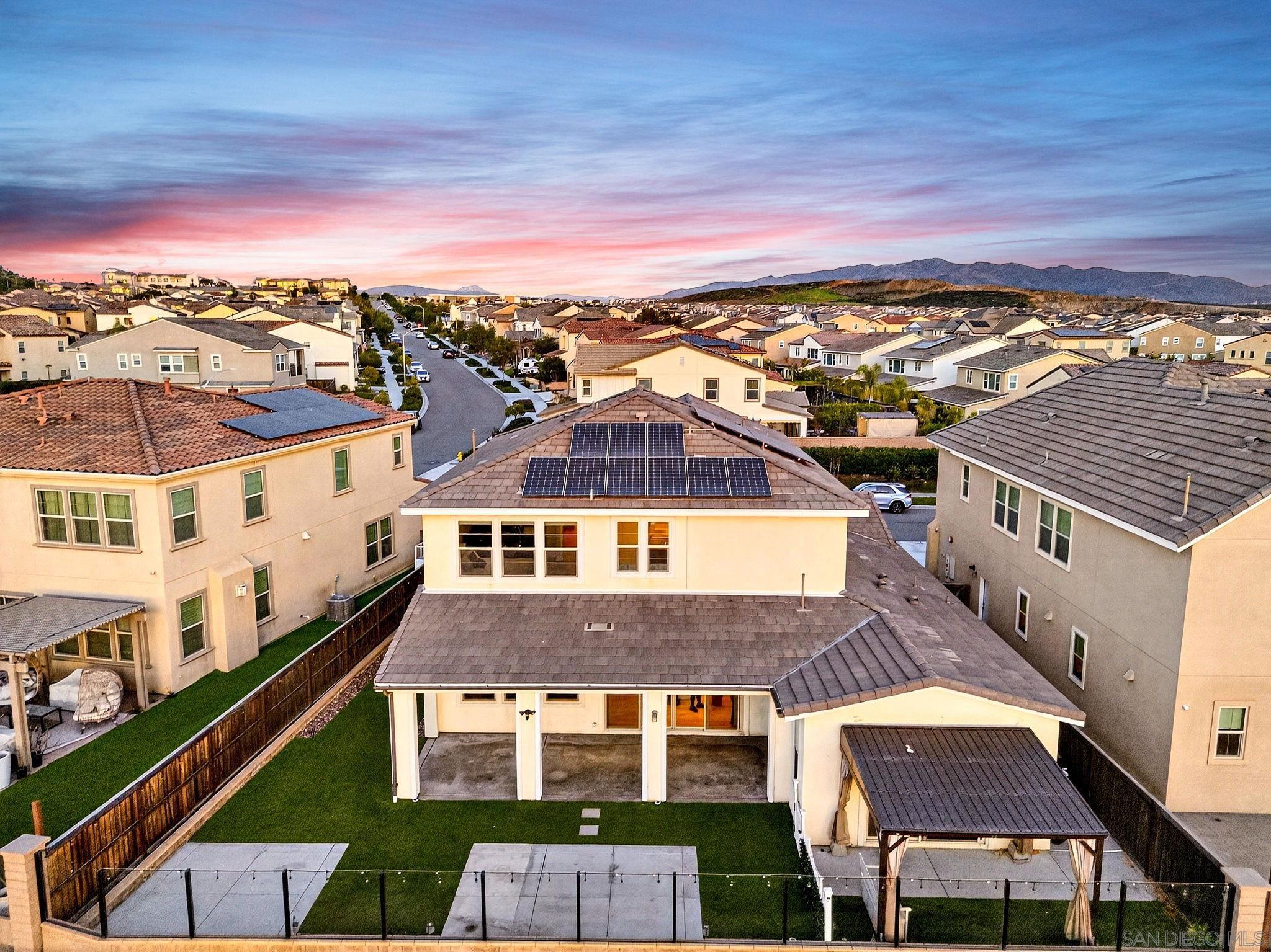 Detail Gallery Image 35 of 44 For 894  Camino Cantera, Chula Vista,  CA 91913 - 5 Beds | 3/1 Baths