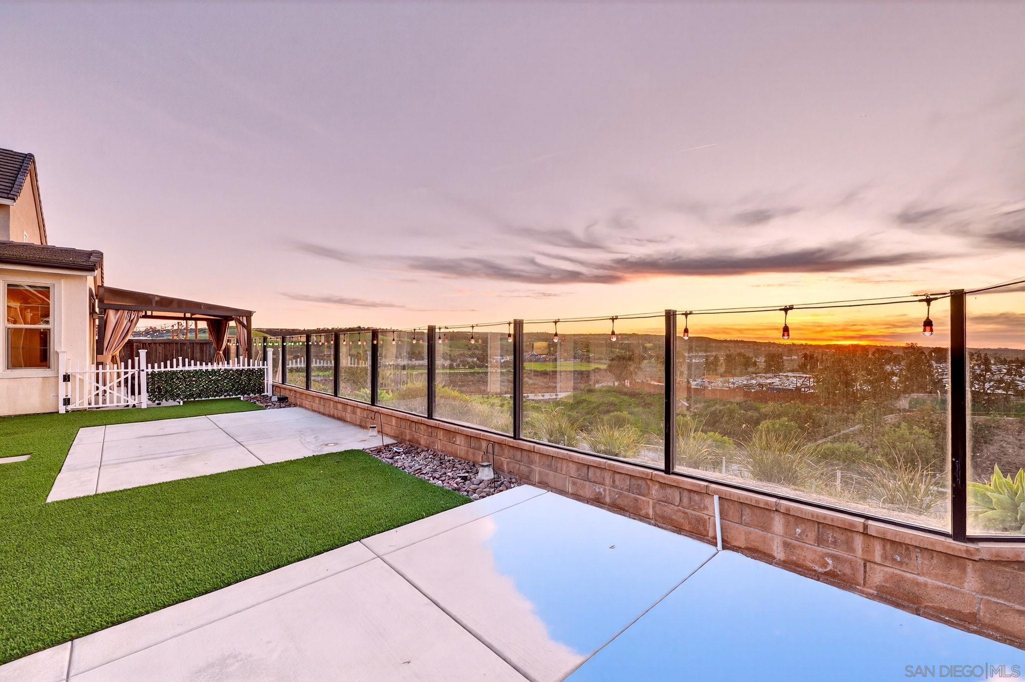 Detail Gallery Image 37 of 44 For 894  Camino Cantera, Chula Vista,  CA 91913 - 5 Beds | 3/1 Baths