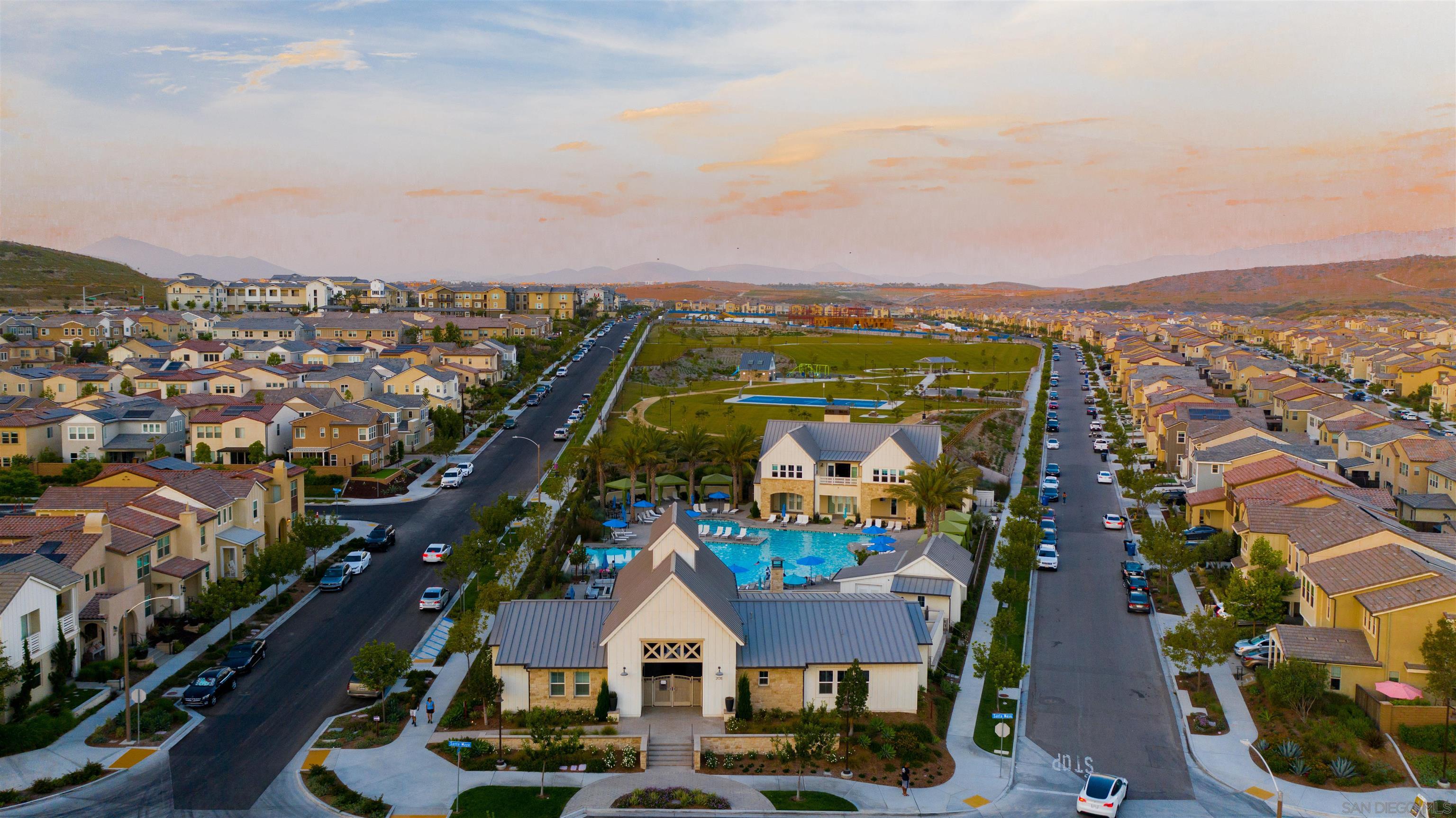 Detail Gallery Image 41 of 44 For 894  Camino Cantera, Chula Vista,  CA 91913 - 5 Beds | 3/1 Baths