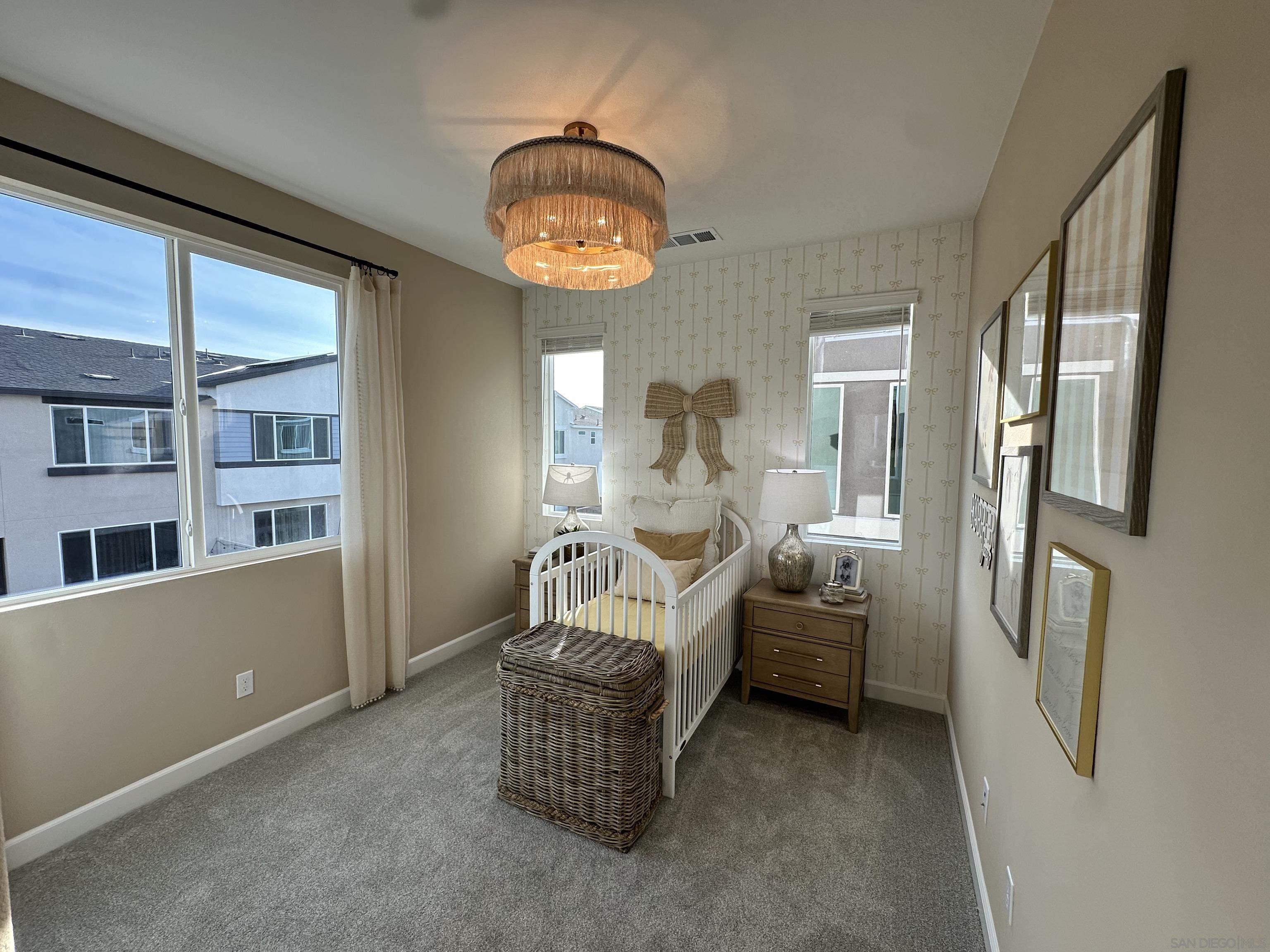 Detail Gallery Image 13 of 30 For 2186  Tributary Rd, Chula Vista,  CA 91913 - 4 Beds | 2/1 Baths