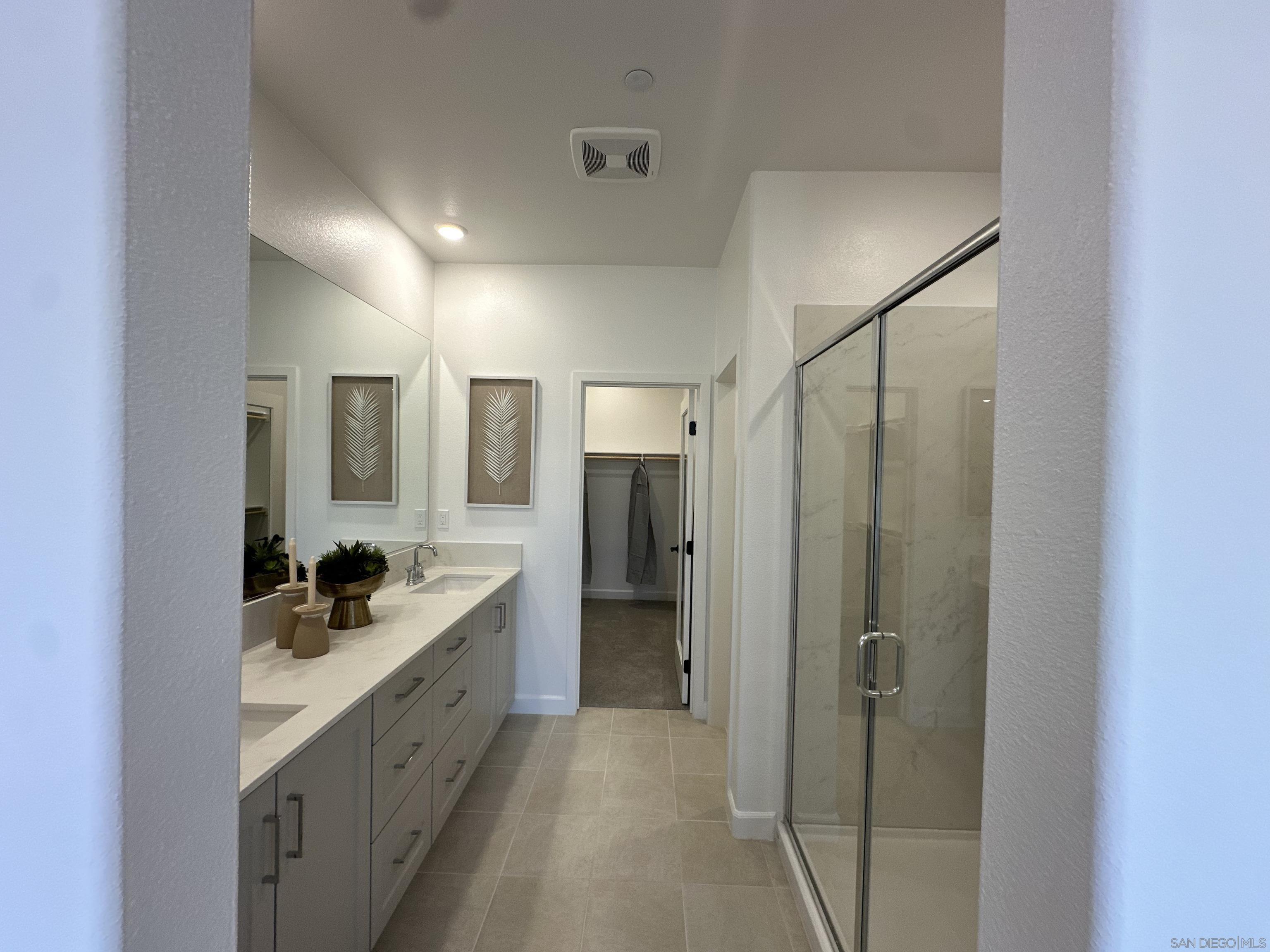 Detail Gallery Image 22 of 30 For 2186  Tributary Rd, Chula Vista,  CA 91913 - 4 Beds | 2/1 Baths