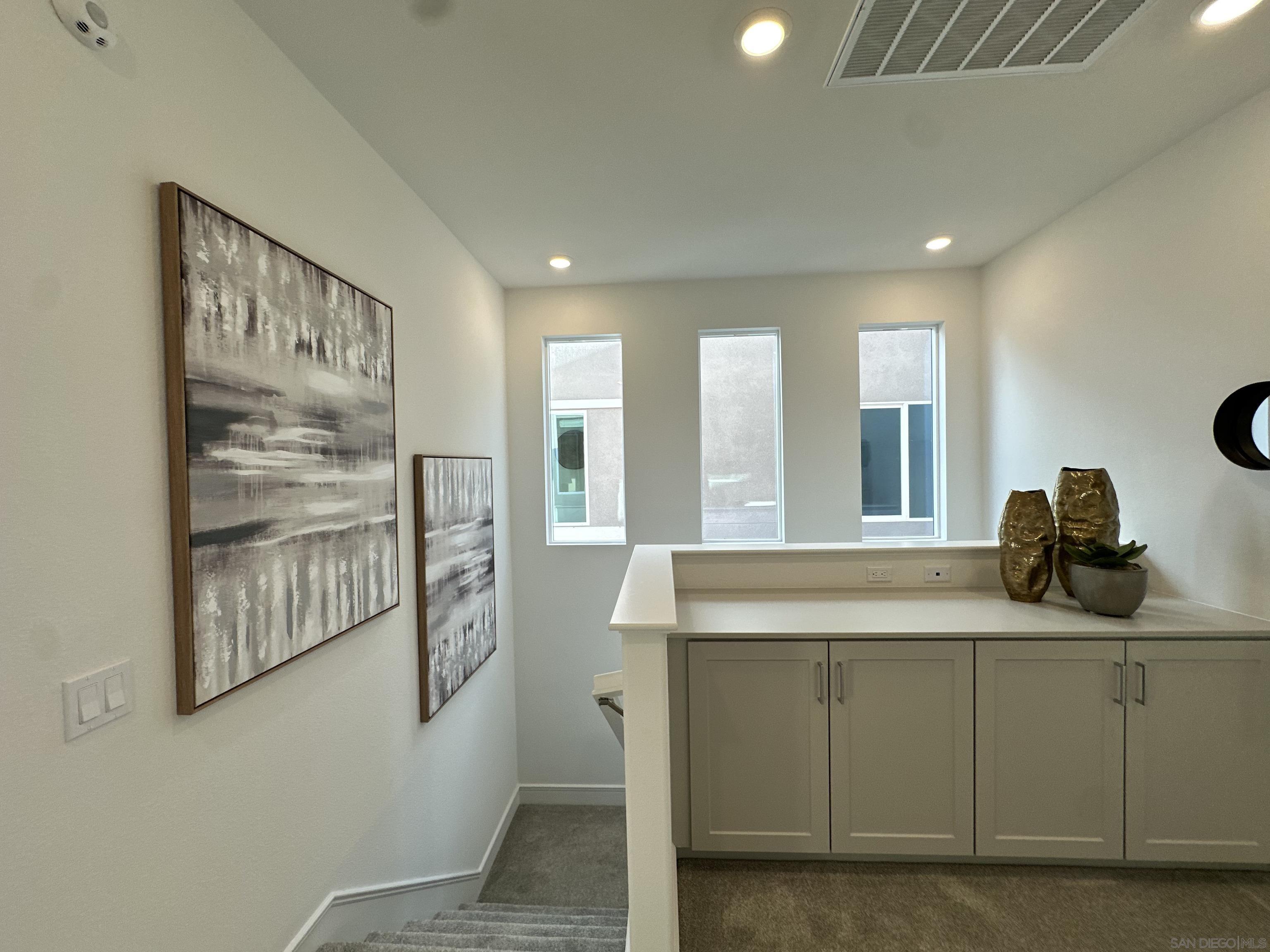 Detail Gallery Image 28 of 30 For 2186  Tributary Rd, Chula Vista,  CA 91913 - 4 Beds | 2/1 Baths