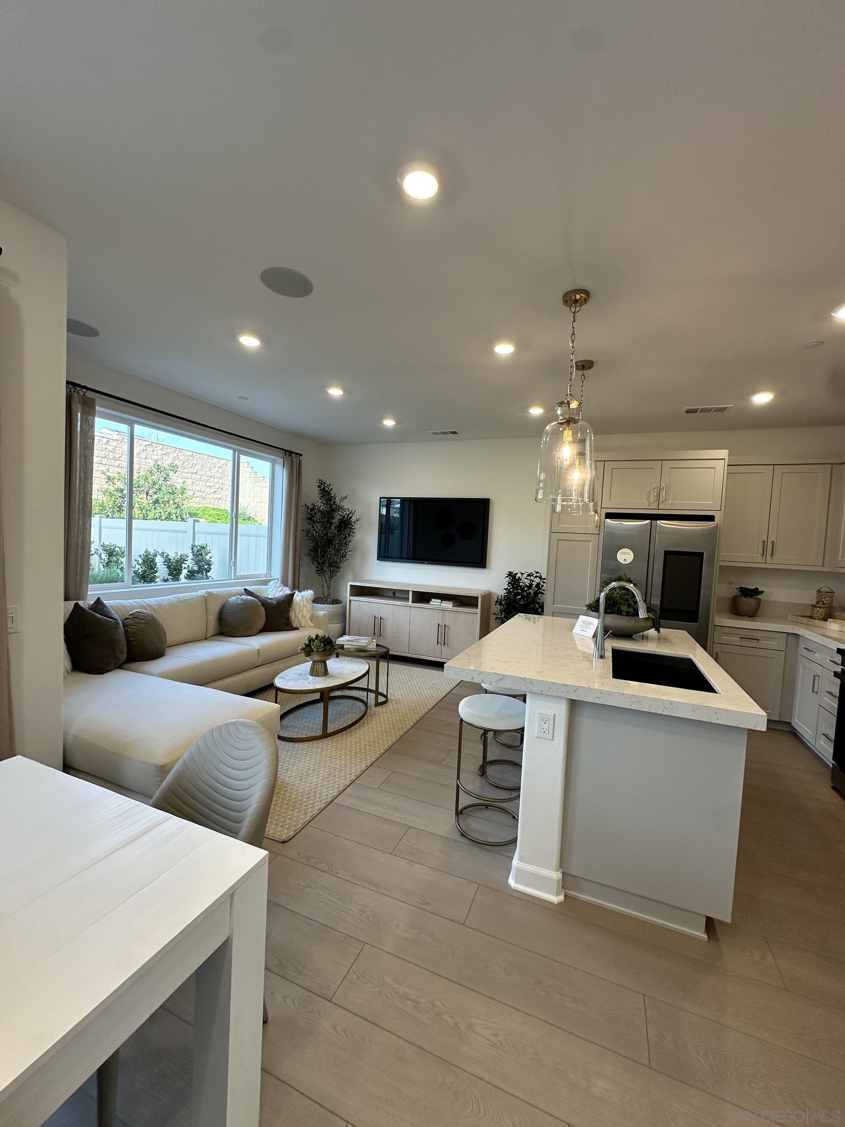 Detail Gallery Image 30 of 30 For 2186  Tributary Rd, Chula Vista,  CA 91913 - 4 Beds | 2/1 Baths