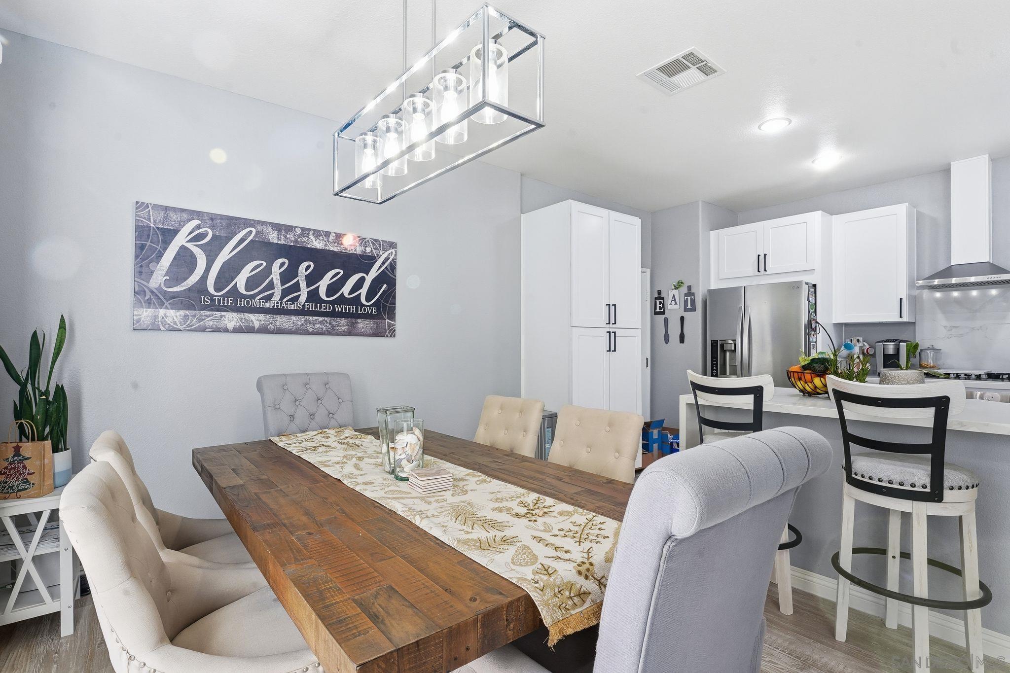 Detail Gallery Image 15 of 37 For 1436  Sutter Buttes St, Chula Vista,  CA 91913 - 3 Beds | 2/1 Baths