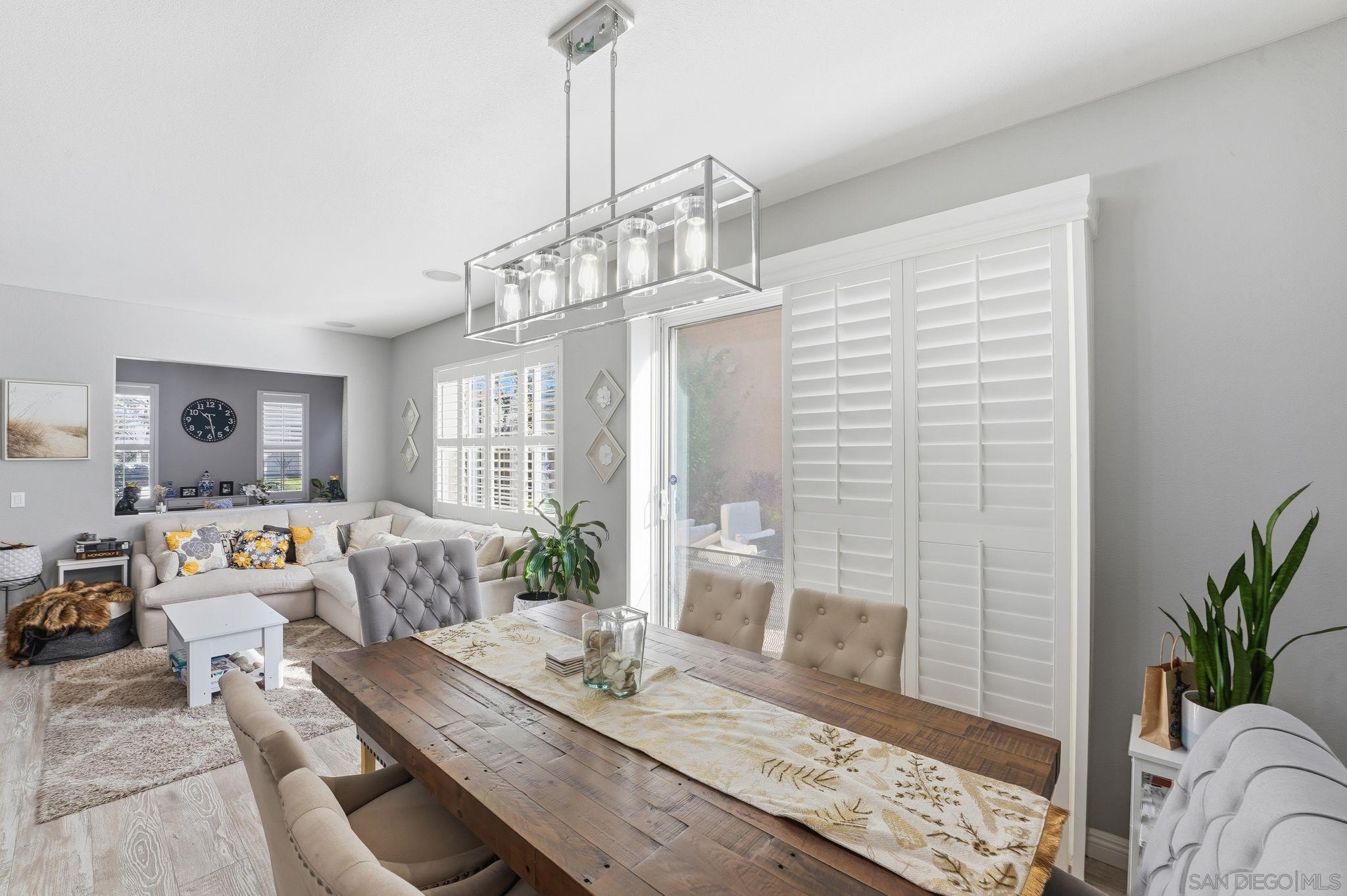 Detail Gallery Image 16 of 37 For 1436  Sutter Buttes St, Chula Vista,  CA 91913 - 3 Beds | 2/1 Baths