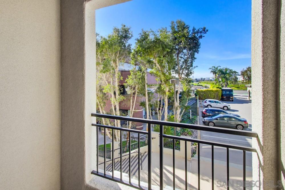 Detail Gallery Image 20 of 29 For 9229  Regents  #L206,  La Jolla,  CA 92037 - 2 Beds | 2 Baths