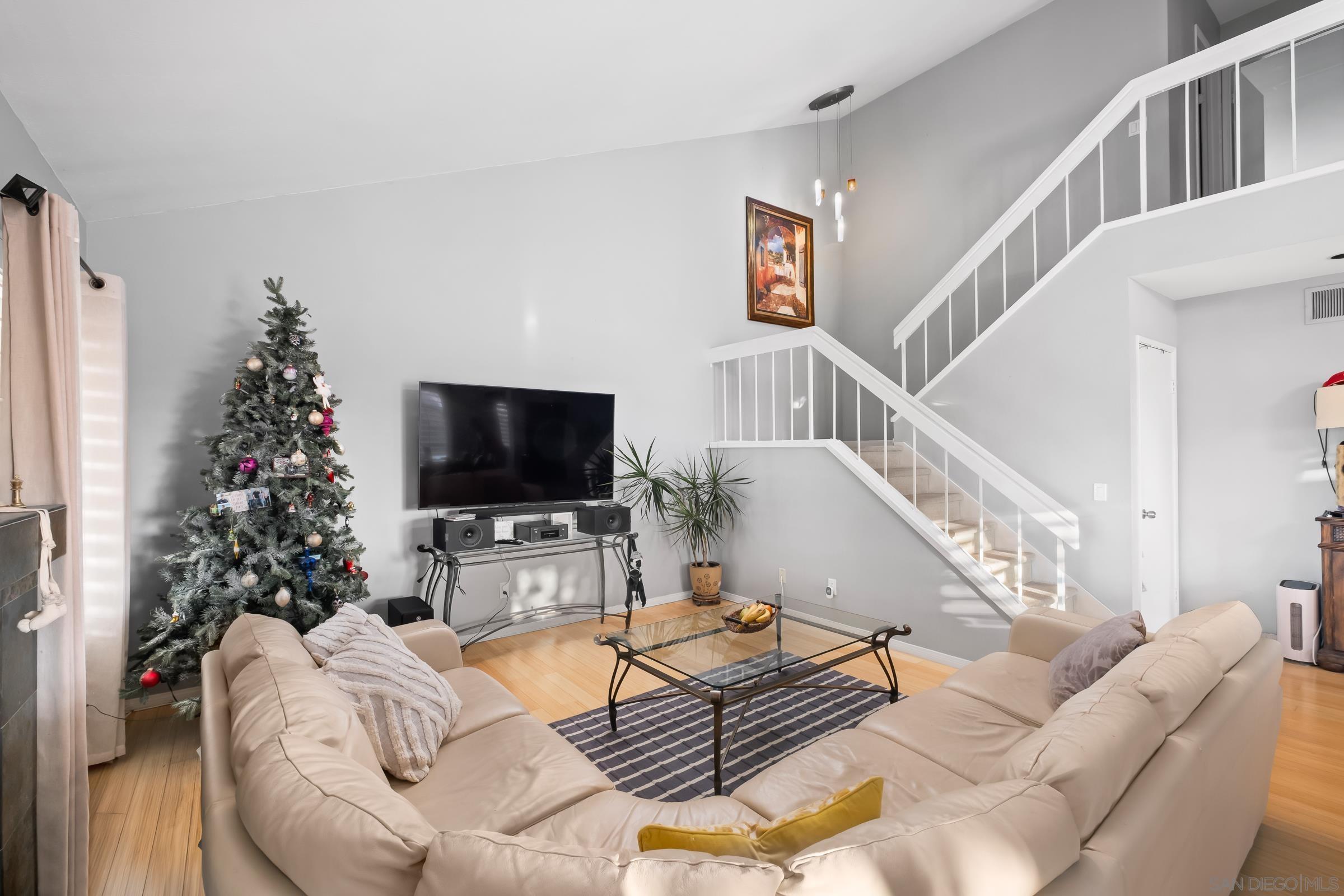 Detail Gallery Image 8 of 36 For 8004  Mission Vista, San Diego,  CA 92120 - 3 Beds | 2/1 Baths