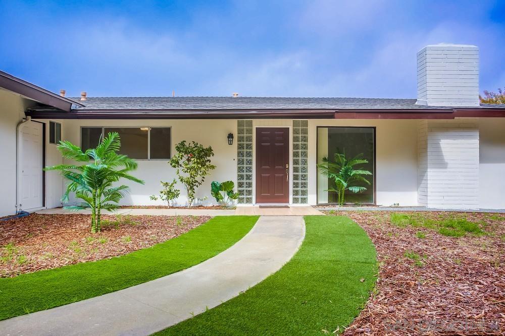 Detail Gallery Image 7 of 67 For 7255  via Capri, La Jolla,  CA 92037 - 3 Beds | 2 Baths