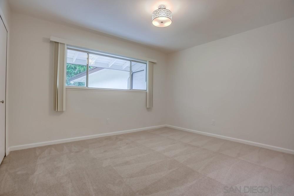 Detail Gallery Image 42 of 67 For 7255  via Capri, La Jolla,  CA 92037 - 3 Beds | 2 Baths