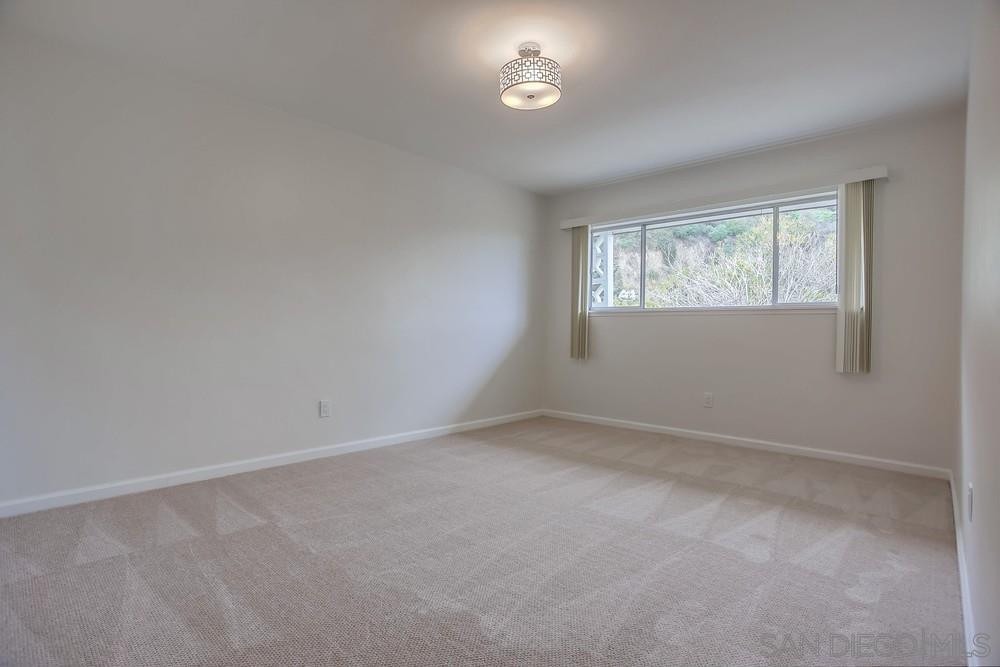 Detail Gallery Image 48 of 67 For 7255  via Capri, La Jolla,  CA 92037 - 3 Beds | 2 Baths