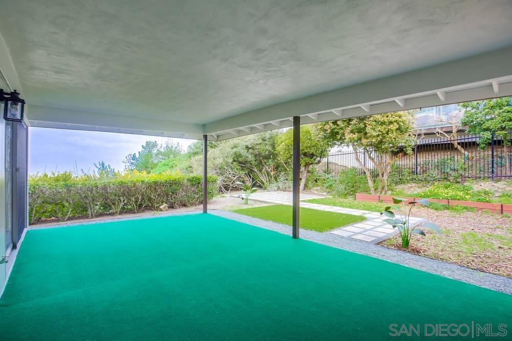 Detail Gallery Image 64 of 67 For 7255  via Capri, La Jolla,  CA 92037 - 3 Beds | 2 Baths