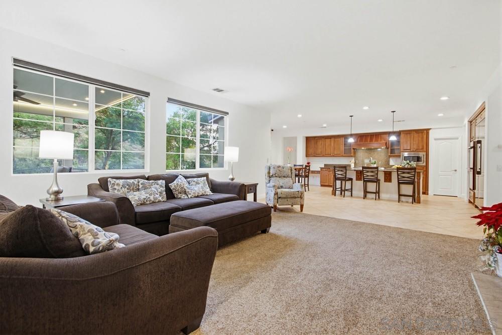 Detail Gallery Image 16 of 40 For 6081  Cala Lily Street, Santee,  CA 92071 - 5 Beds | 4/1 Baths