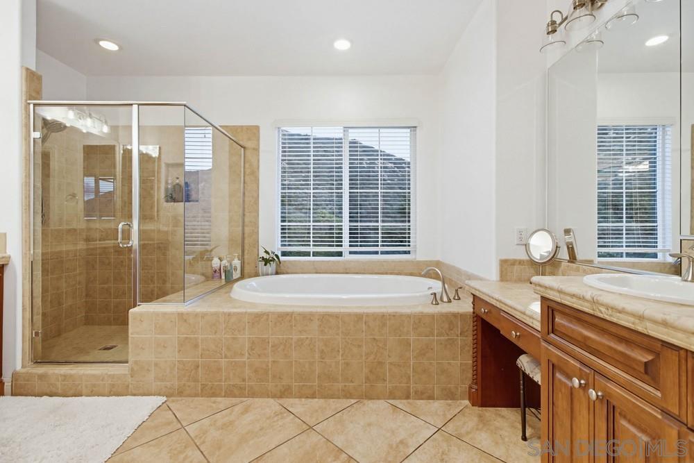 Detail Gallery Image 24 of 40 For 6081  Cala Lily Street, Santee,  CA 92071 - 5 Beds | 4/1 Baths