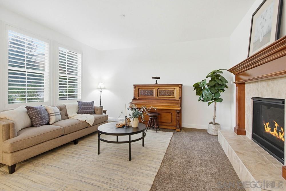 Detail Gallery Image 7 of 40 For 6081  Cala Lily Street, Santee,  CA 92071 - 5 Beds | 4/1 Baths