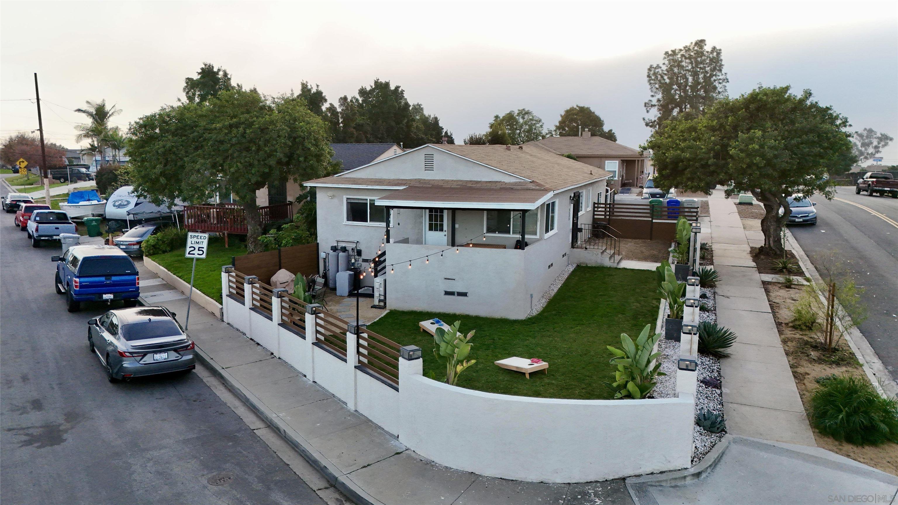 Detail Gallery Image 25 of 36 For 5533  Roswell St, San Diego,  CA 92114 - 3 Beds | 2 Baths