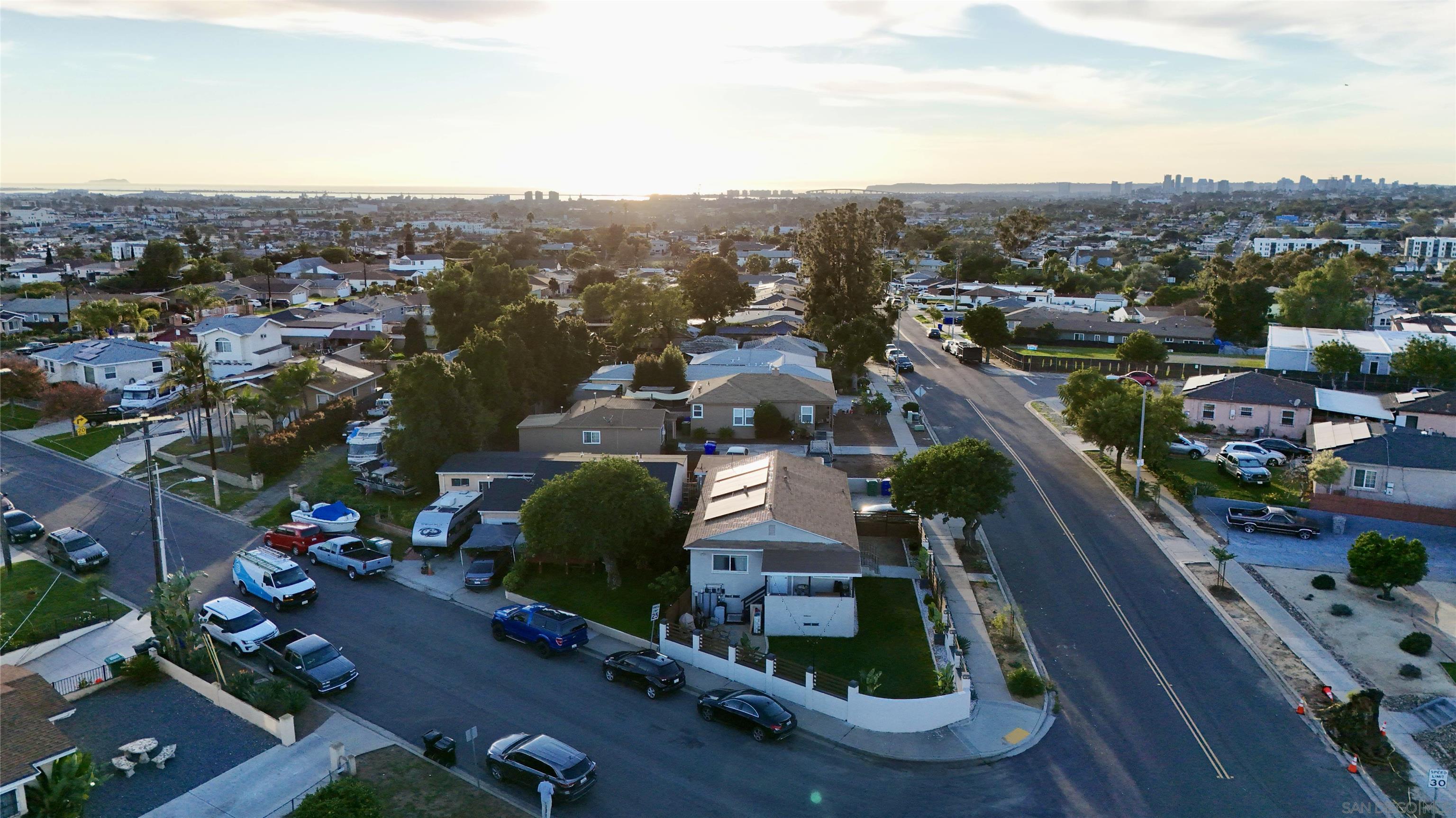 Detail Gallery Image 34 of 36 For 5533  Roswell St, San Diego,  CA 92114 - 3 Beds | 2 Baths