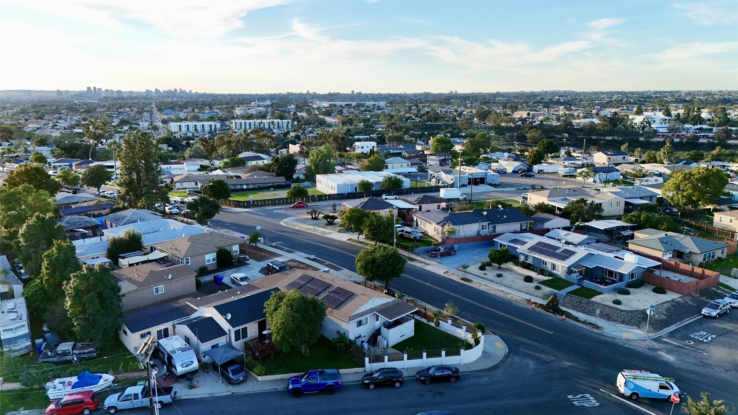 Detail Gallery Image 35 of 36 For 5533  Roswell St, San Diego,  CA 92114 - 3 Beds | 2 Baths