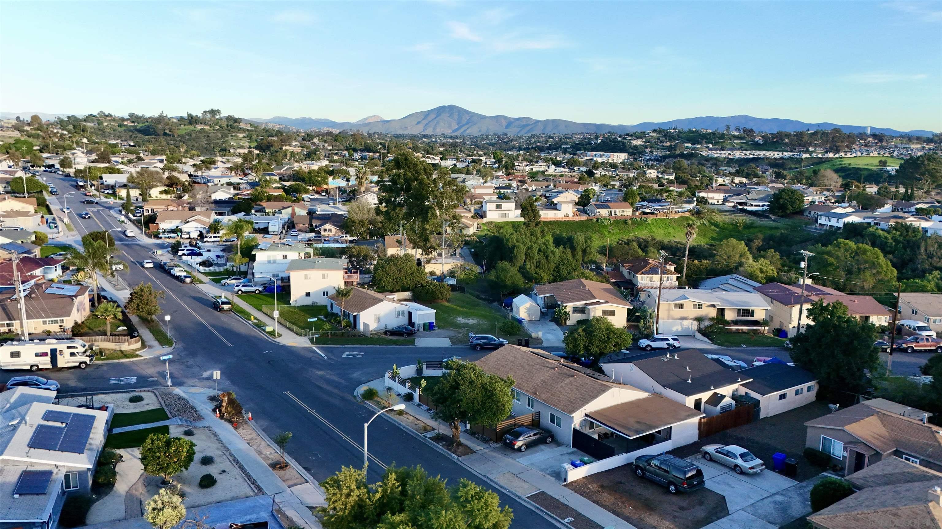 Detail Gallery Image 36 of 36 For 5533  Roswell St, San Diego,  CA 92114 - 3 Beds | 2 Baths