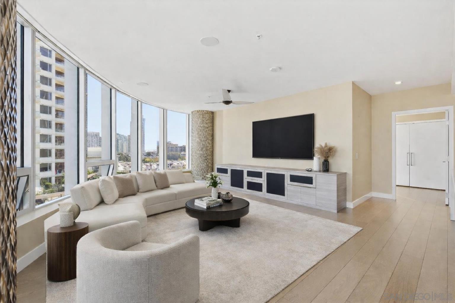 Front Image Thumbnail for SD260001571