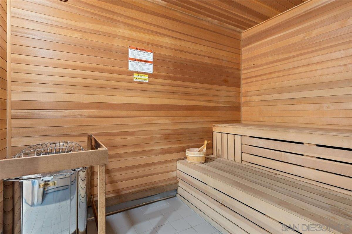 Detail Gallery Image 12 of 49 For 888 W E St  805, San Diego,  CA 92101 - 2 Beds | 2 Baths