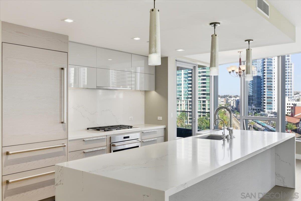 Detail Gallery Image 28 of 49 For 888 W E St  805, San Diego,  CA 92101 - 2 Beds | 2 Baths