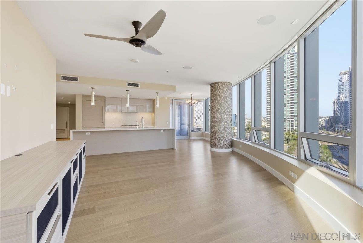 Detail Gallery Image 33 of 49 For 888 W E St  805, San Diego,  CA 92101 - 2 Beds | 2 Baths