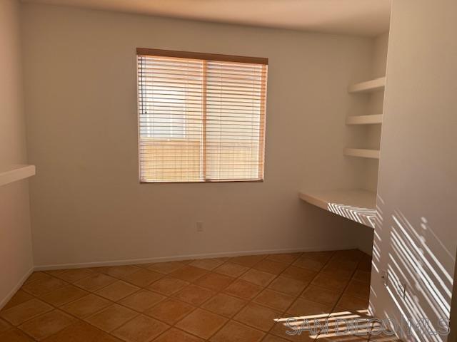 Detail Gallery Image 12 of 14 For 11008  Sunny Mesa Rd, San Diego,  CA 92121 - 4 Beds | 3 Baths