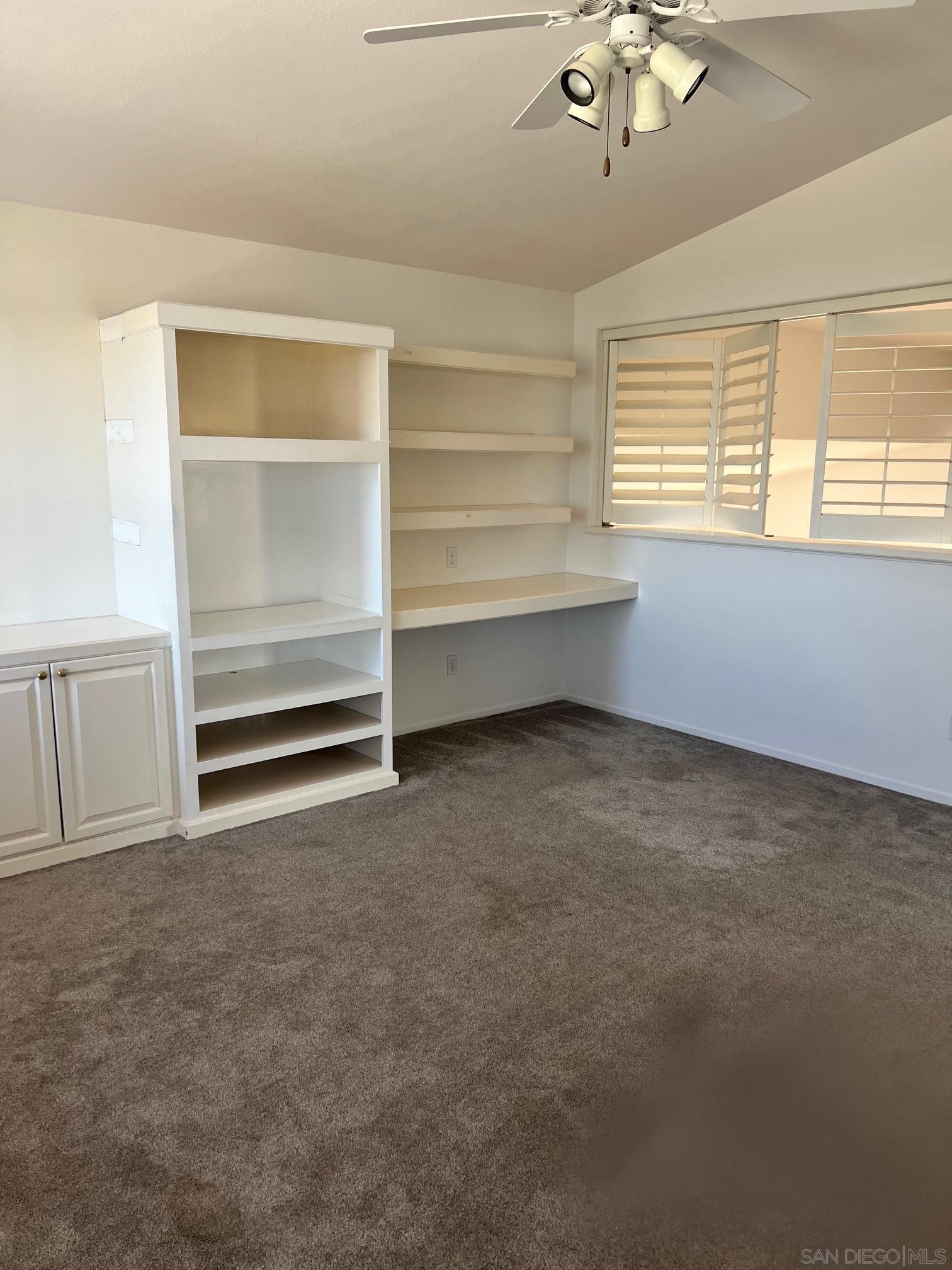 Detail Gallery Image 10 of 14 For 11008  Sunny Mesa Rd, San Diego,  CA 92121 - 4 Beds | 3 Baths