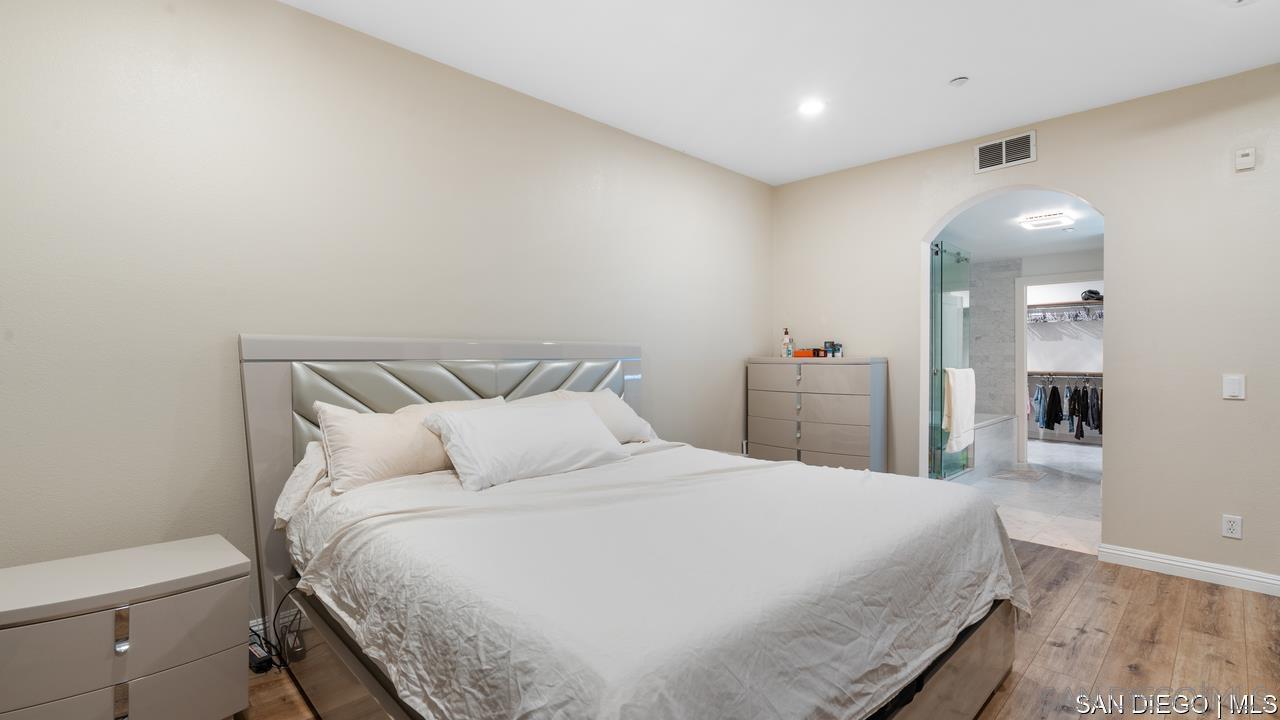 Detail Gallery Image 13 of 31 For 8301  Rio San Diego Dr  #7,  San Diego,  CA 92108 - 3 Beds | 2/1 Baths