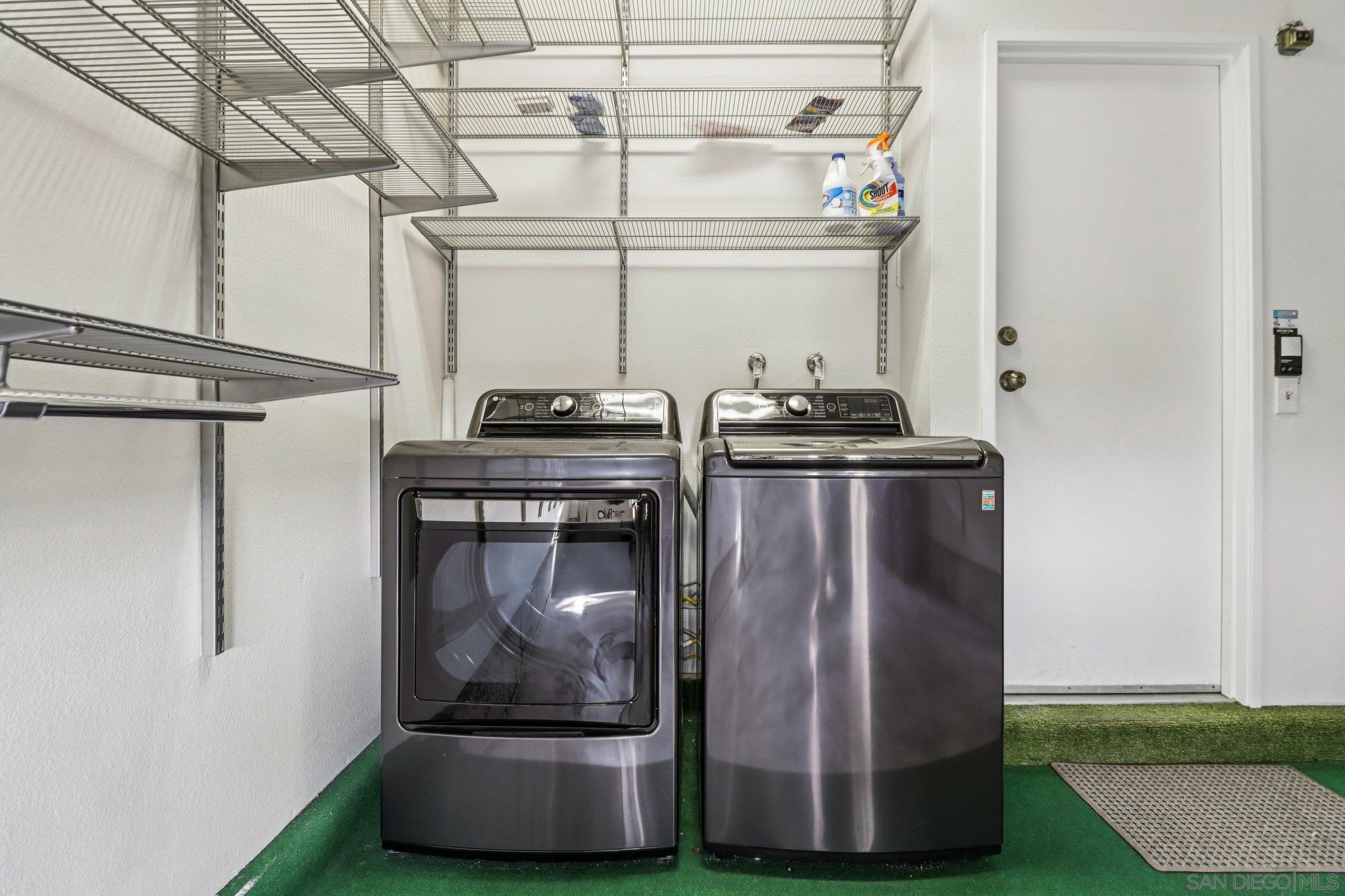 Detail Gallery Image 23 of 41 For 6038  Cirrus St, San Diego,  CA 92110 - 2 Beds | 2 Baths