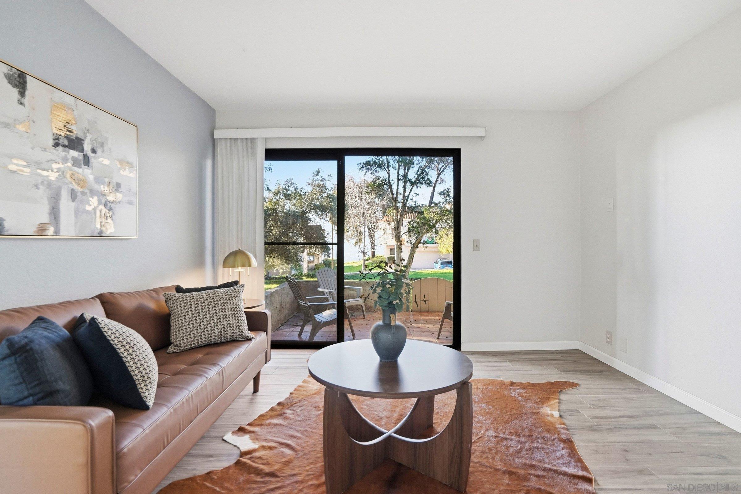 Detail Gallery Image 15 of 34 For 4862  Seda Dr, San Diego,  CA 92124 - 3 Beds | 2/1 Baths