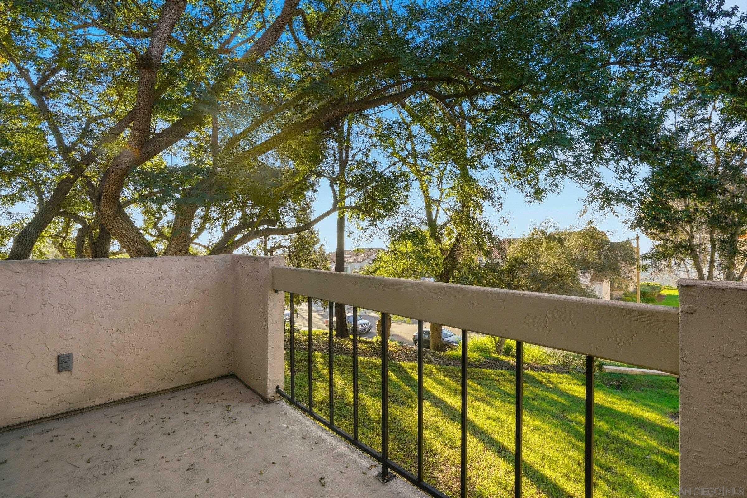 Detail Gallery Image 24 of 34 For 4862  Seda Dr, San Diego,  CA 92124 - 3 Beds | 2/1 Baths