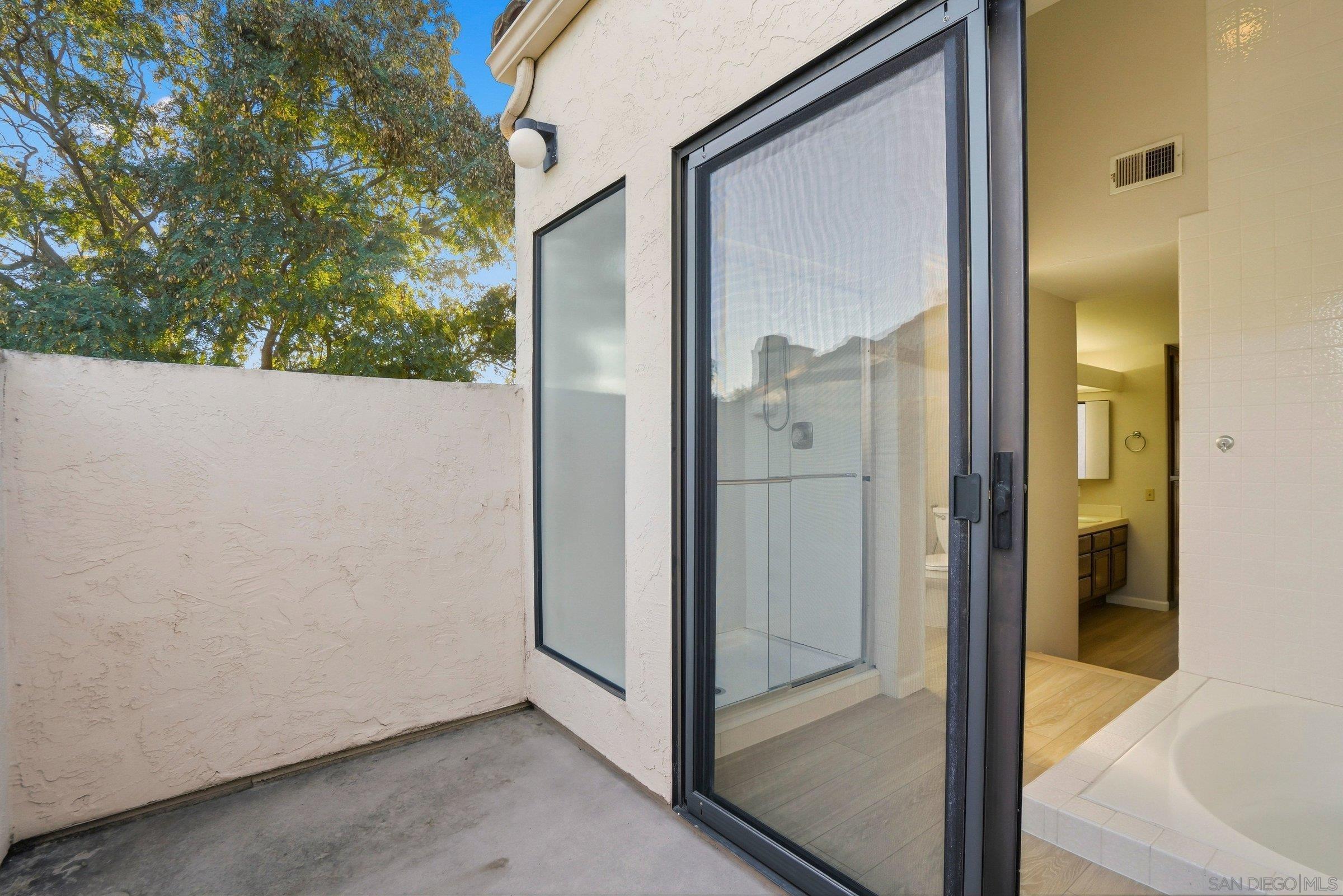 Detail Gallery Image 28 of 34 For 4862  Seda Dr, San Diego,  CA 92124 - 3 Beds | 2/1 Baths