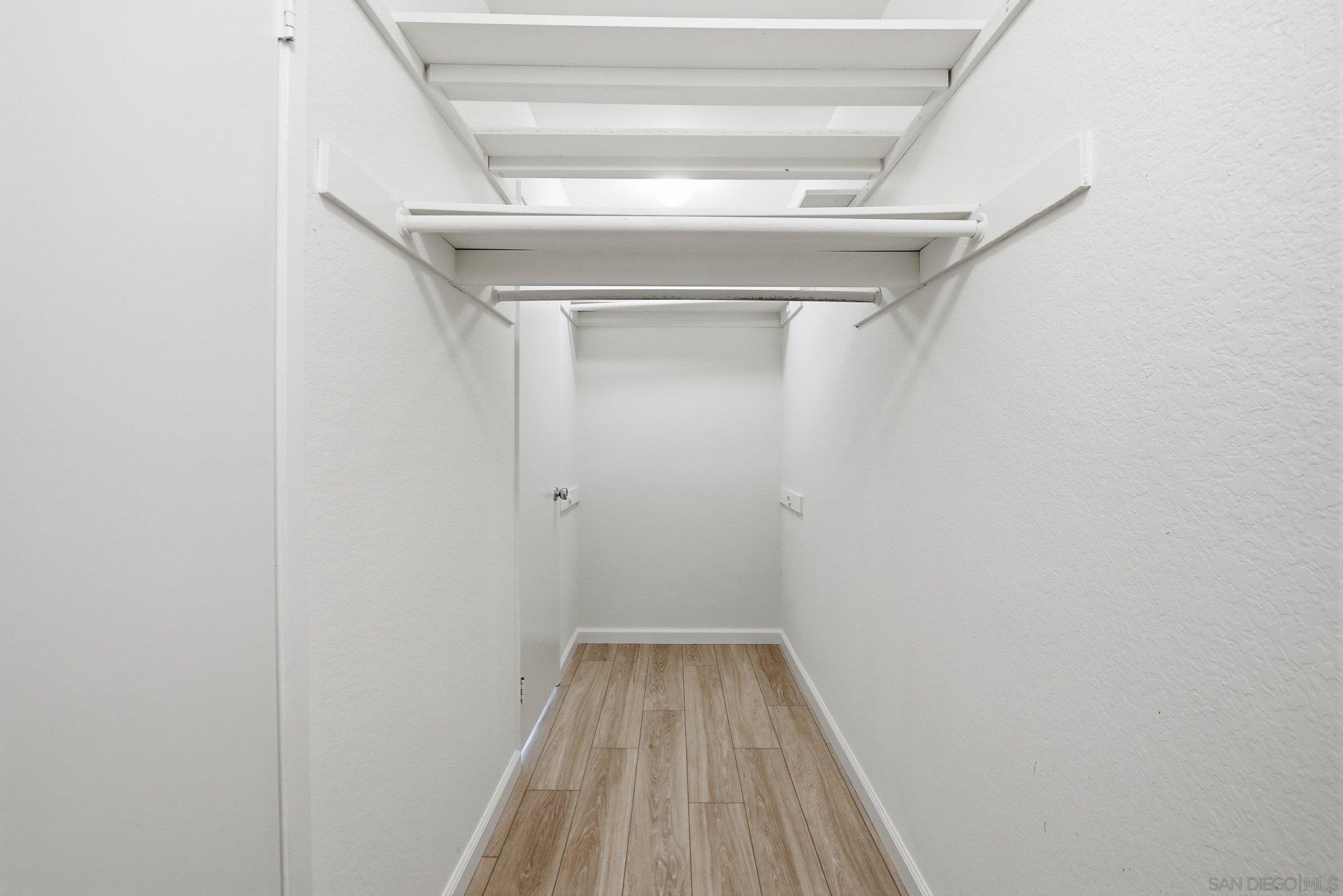 Detail Gallery Image 29 of 34 For 4862  Seda Dr, San Diego,  CA 92124 - 3 Beds | 2/1 Baths