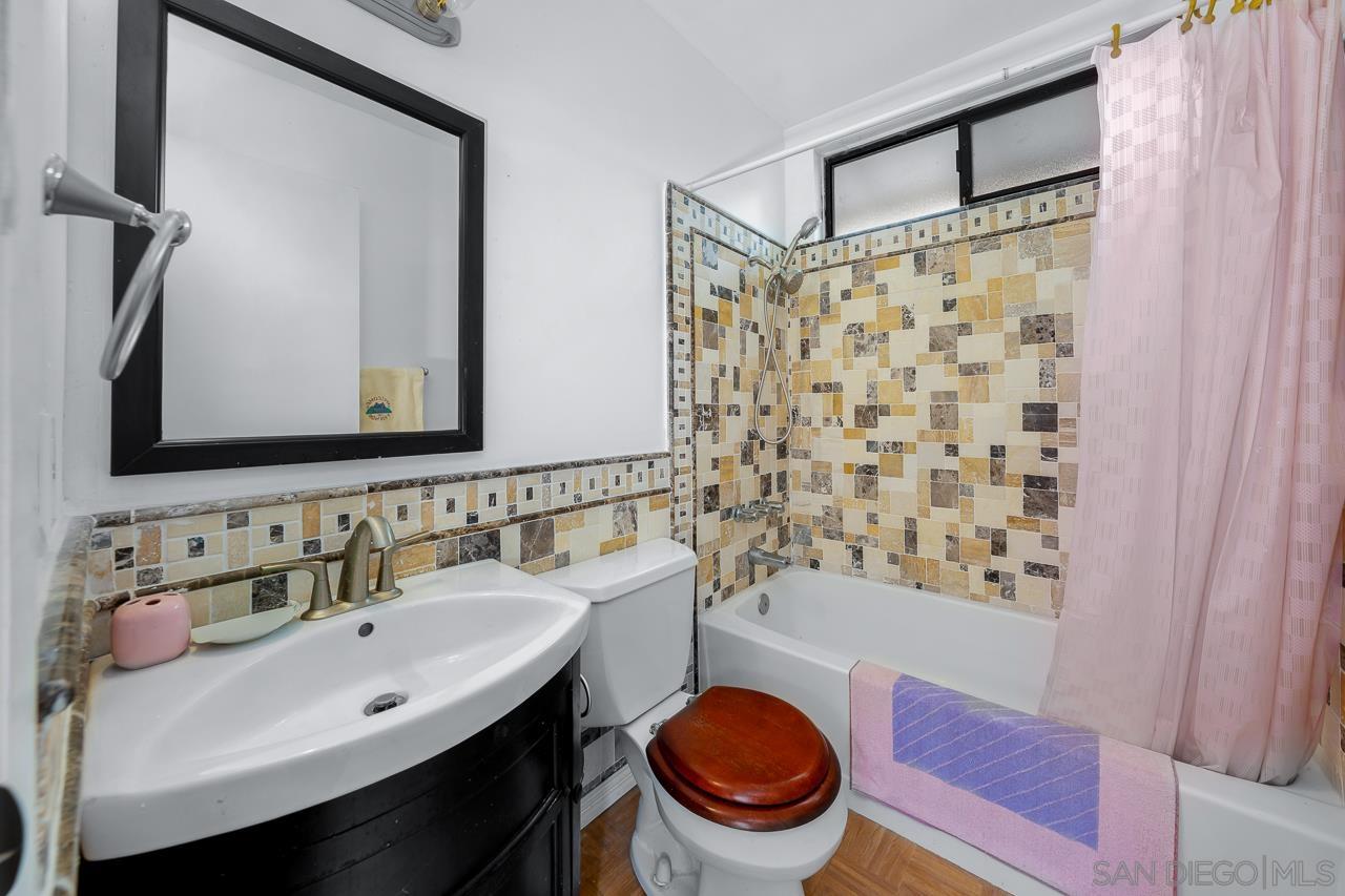 Detail Gallery Image 22 of 45 For 5114  Bloch St, San Diego,  CA 92122 - 3 Beds | 2/1 Baths