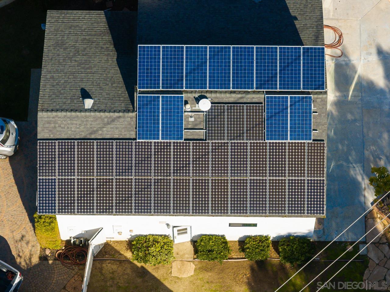 Detail Gallery Image 38 of 45 For 5114  Bloch St, San Diego,  CA 92122 - 3 Beds | 2/1 Baths