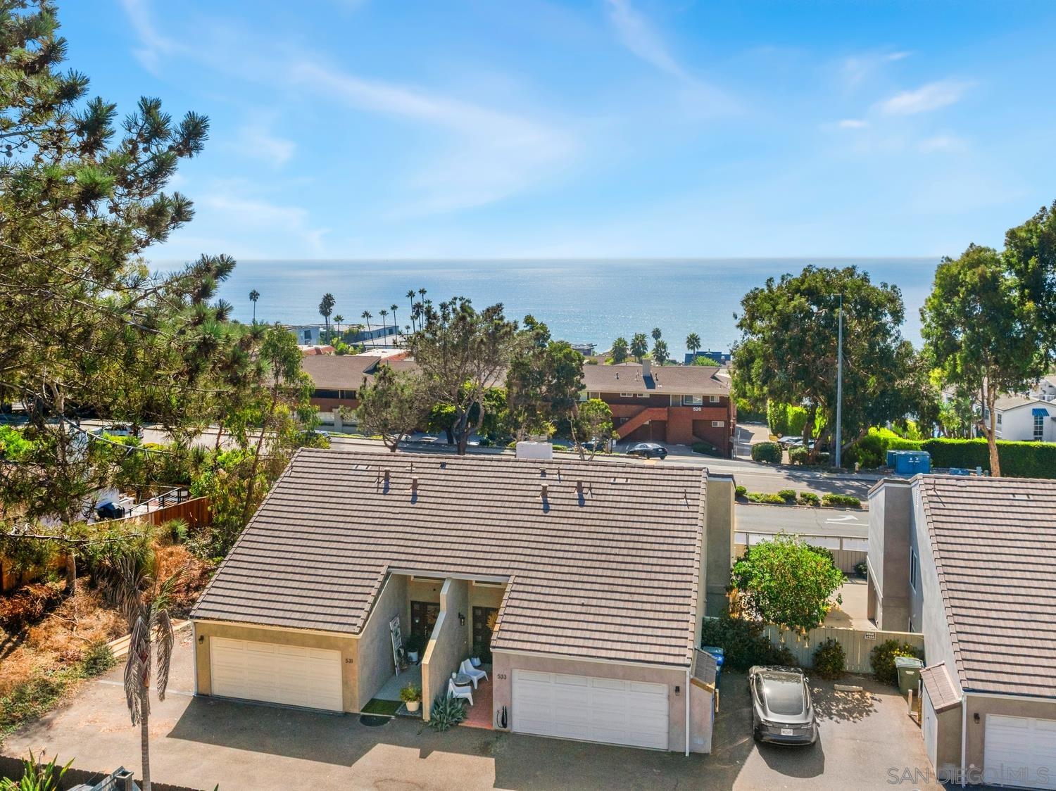 Detail Gallery Image 34 of 42 For 533  Camino Del Mar, Del Mar,  CA 92014 - 2 Beds | 2/1 Baths