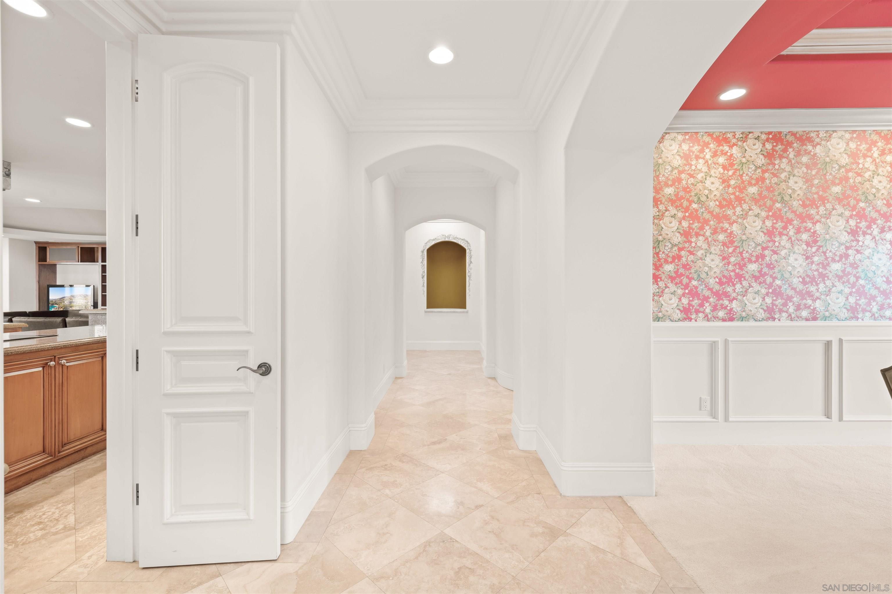 Detail Gallery Image 18 of 56 For 12131  View Pointe Row, San Diego,  CA 92128 - 4 Beds | 3/1 Baths