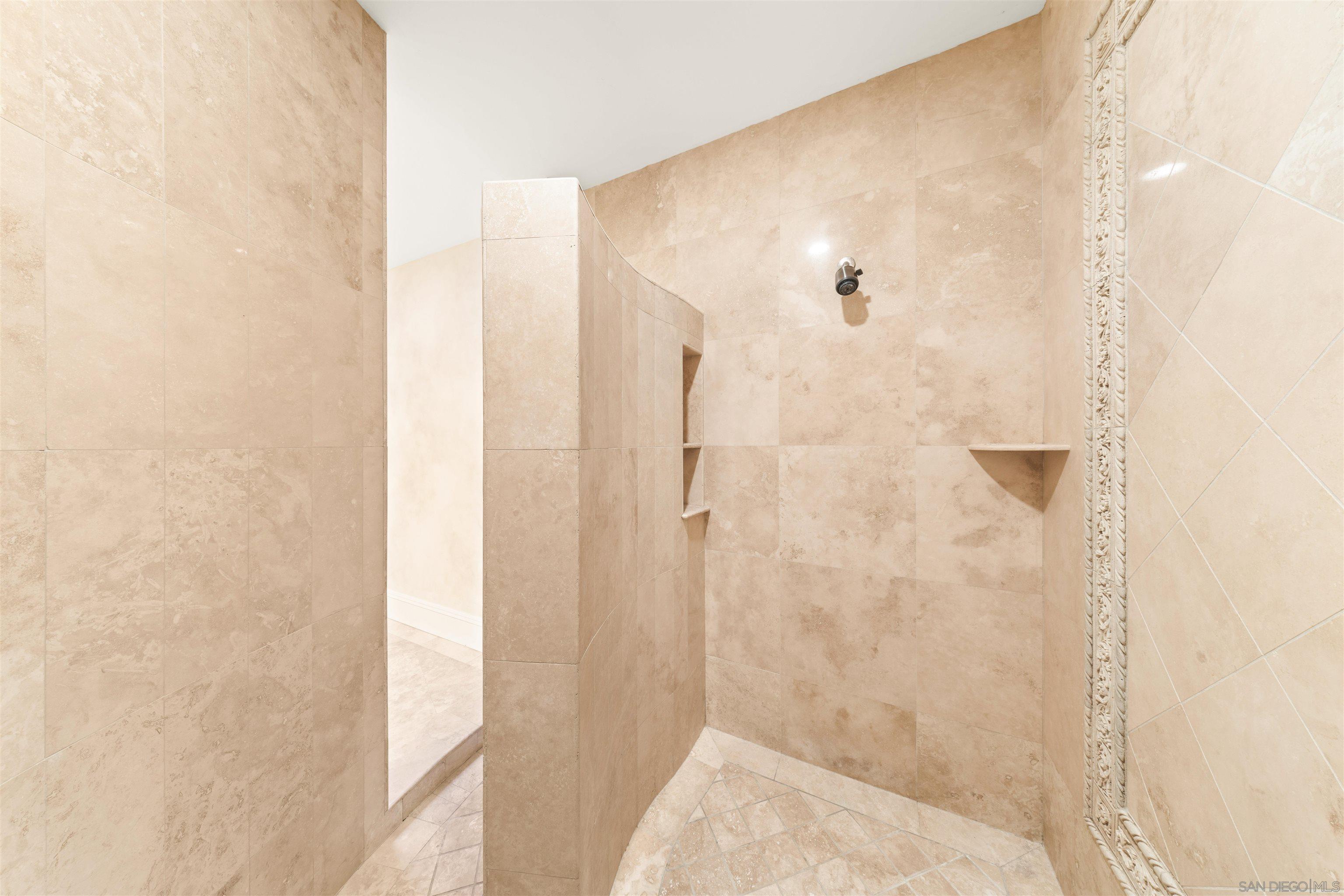 Detail Gallery Image 46 of 56 For 12131  View Pointe Row, San Diego,  CA 92128 - 4 Beds | 3/1 Baths