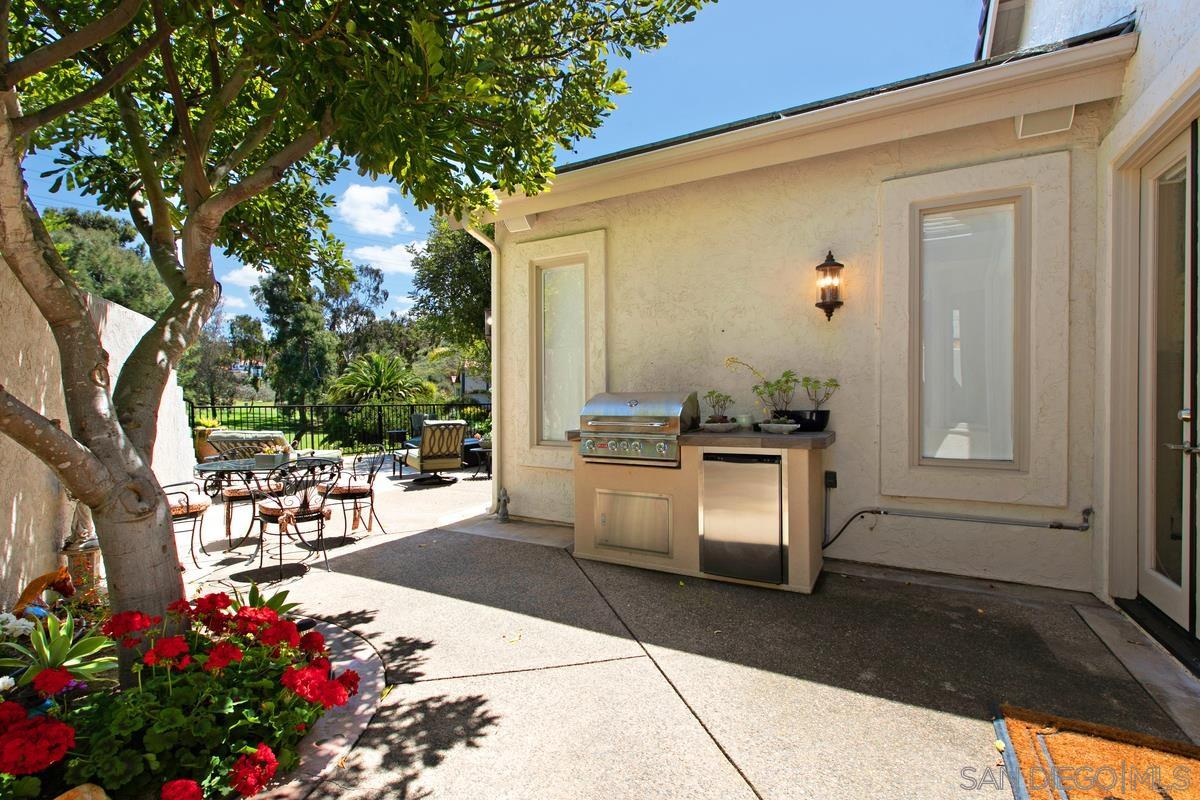 Detail Gallery Image 19 of 25 For 3040  Caminito Tercer Verde, Del Mar,  CA 92014 - 3 Beds | 2/1 Baths