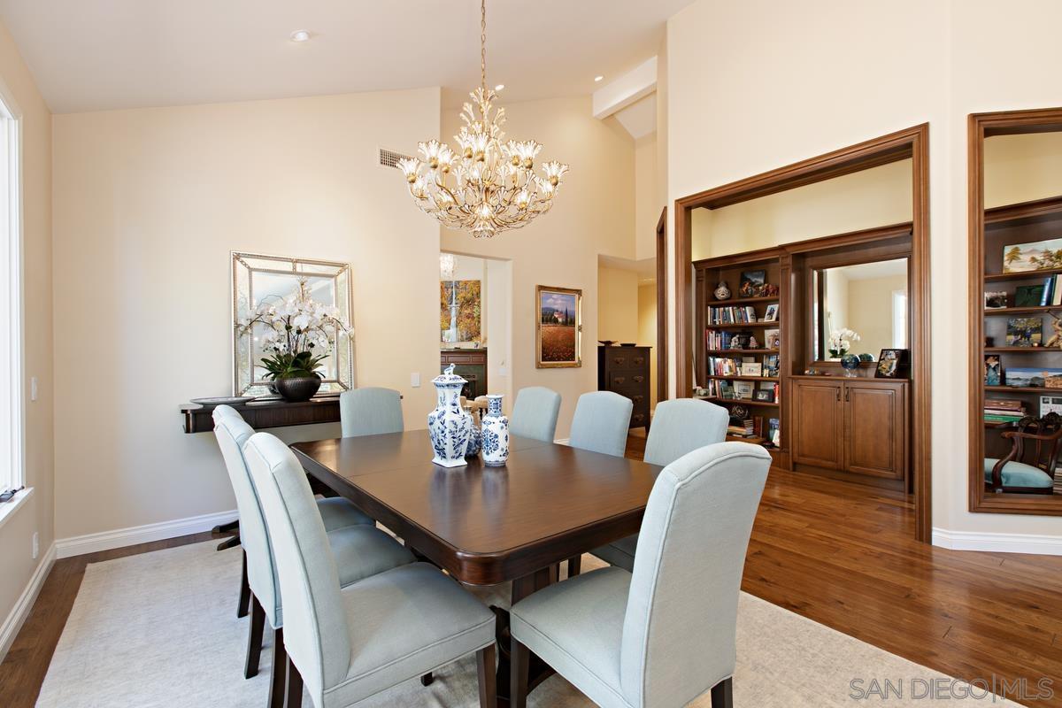 Detail Gallery Image 6 of 25 For 3040  Caminito Tercer Verde, Del Mar,  CA 92014 - 3 Beds | 2/1 Baths