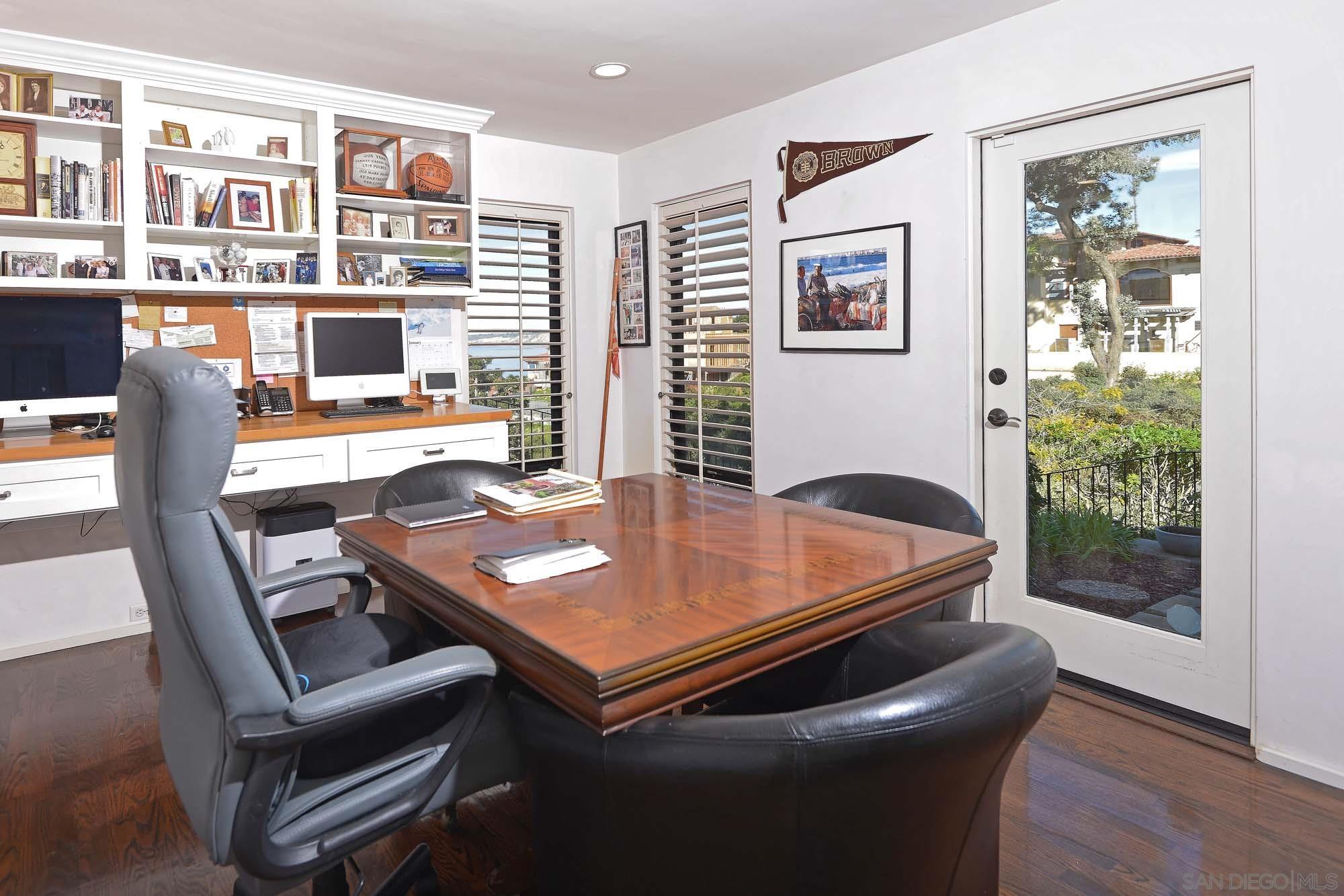 Detail Gallery Image 22 of 28 For 7733  Whitefield, La Jolla,  CA 92037 - 4 Beds | 4/1 Baths