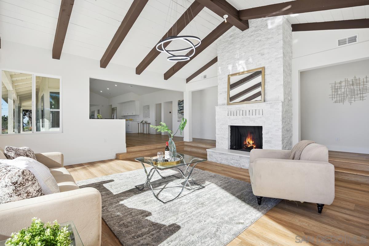 Detail Gallery Image 17 of 56 For 1112  Starview Dr, Vista,  CA 92084 - 7 Beds | 4/1 Baths