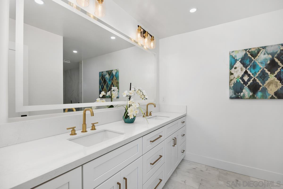 Detail Gallery Image 22 of 56 For 1112  Starview Dr, Vista,  CA 92084 - 7 Beds | 4/1 Baths