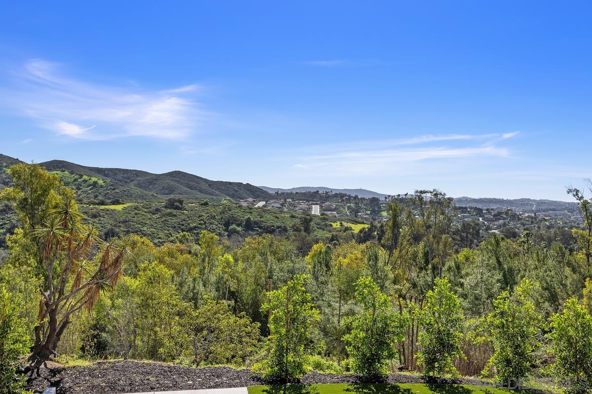 Detail Gallery Image 36 of 56 For 1112  Starview Dr, Vista,  CA 92084 - 7 Beds | 4/1 Baths