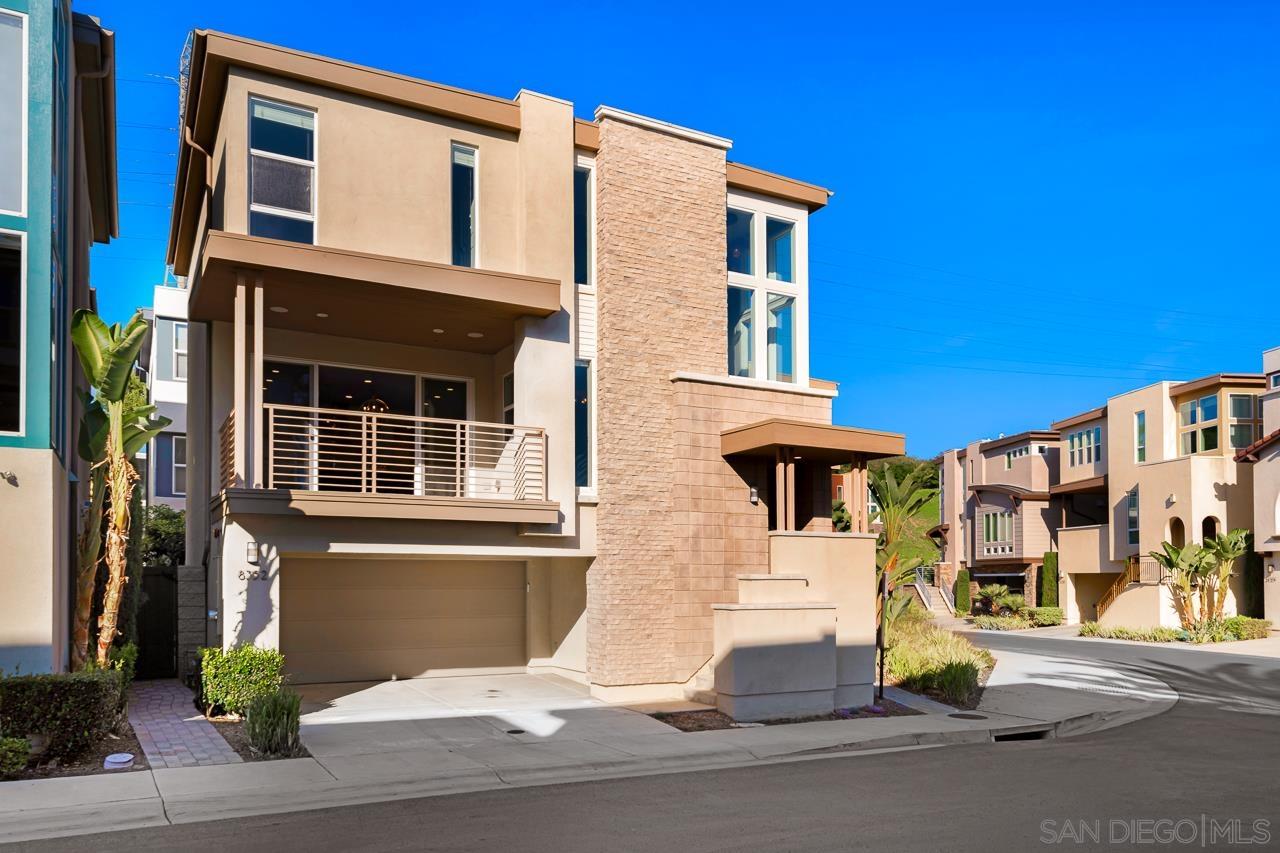 Detail Gallery Image 2 of 68 For 8352  Ridge Ct, San Diego,  CA 92108 - 4 Beds | 3/1 Baths